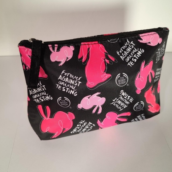 The Body Shop Make-Up Bag Forever Against Animal Testing - Picture 2 of 4